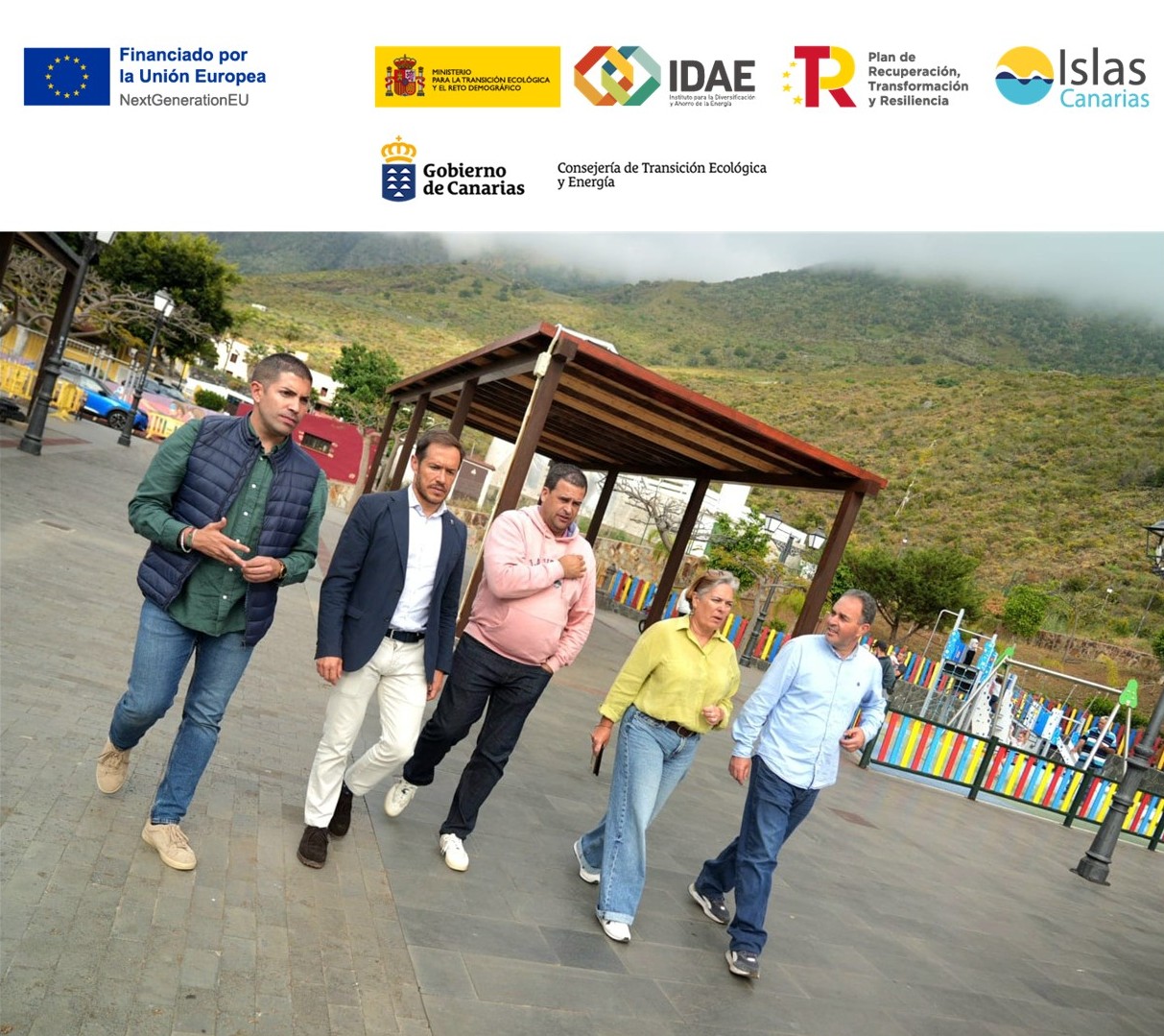 El Ayuntamiento de La Frontera recepciona la obra de instalación fotovoltaica en las pérgolas de la Plaza Benito Padrón